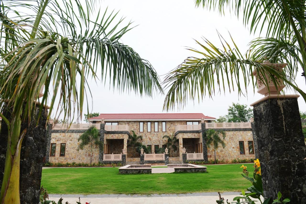 Vikrama Heritage Resort Pavagadh Hālol Buitenkant foto
