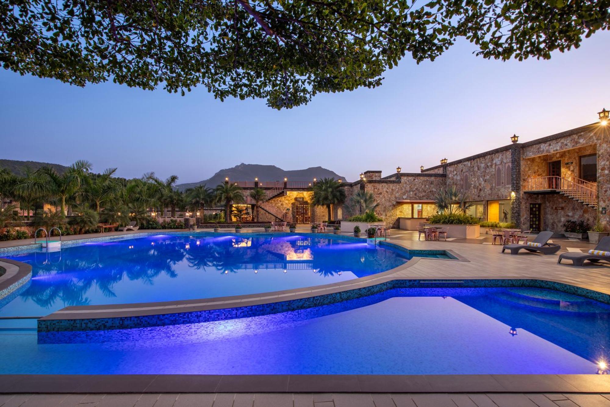 Vikrama Heritage Resort Pavagadh Hālol Buitenkant foto
